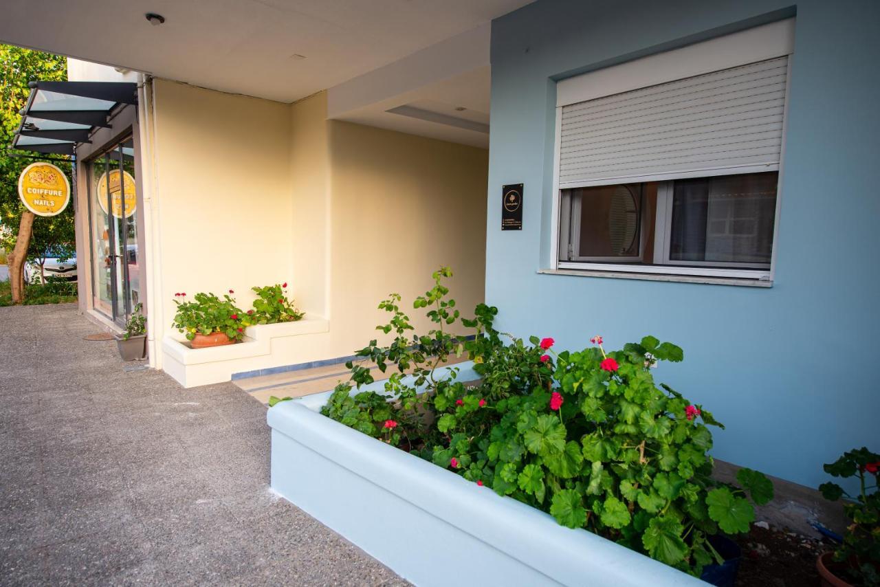Lemon Garden Stylish Private Apartment Каламата Екстериор снимка